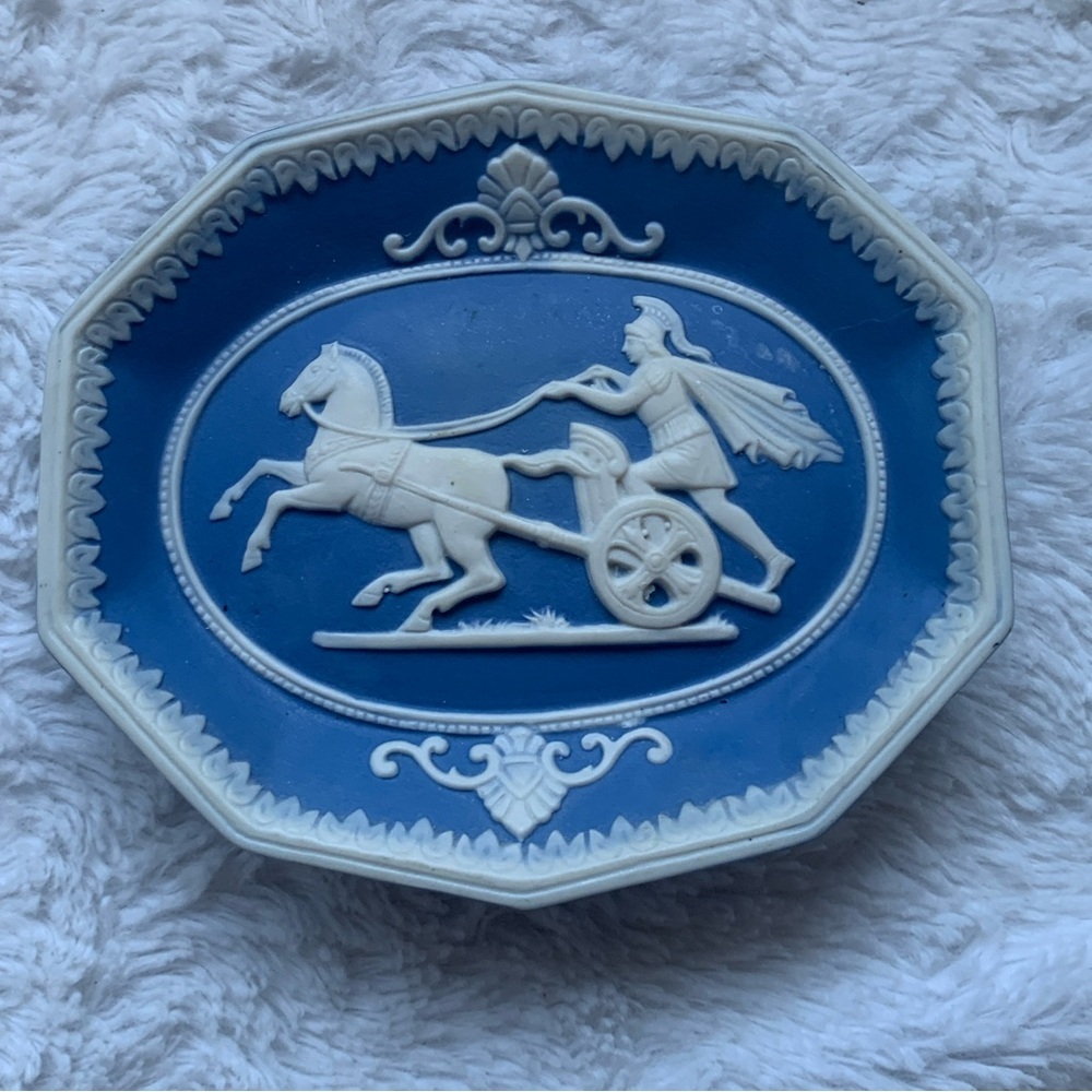 Antique Blue And White Jasperware Decorative Classical Wall Plate traditional